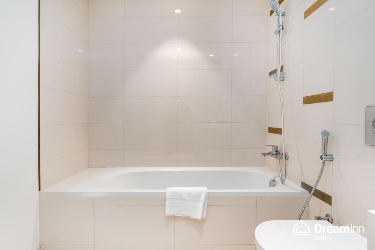 Dream - Vista Emaar Beachfront Apartment *